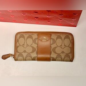 Coach Signature Tan and Brown Zip Wallet -Full size